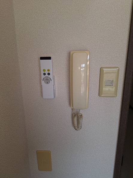 インターホン